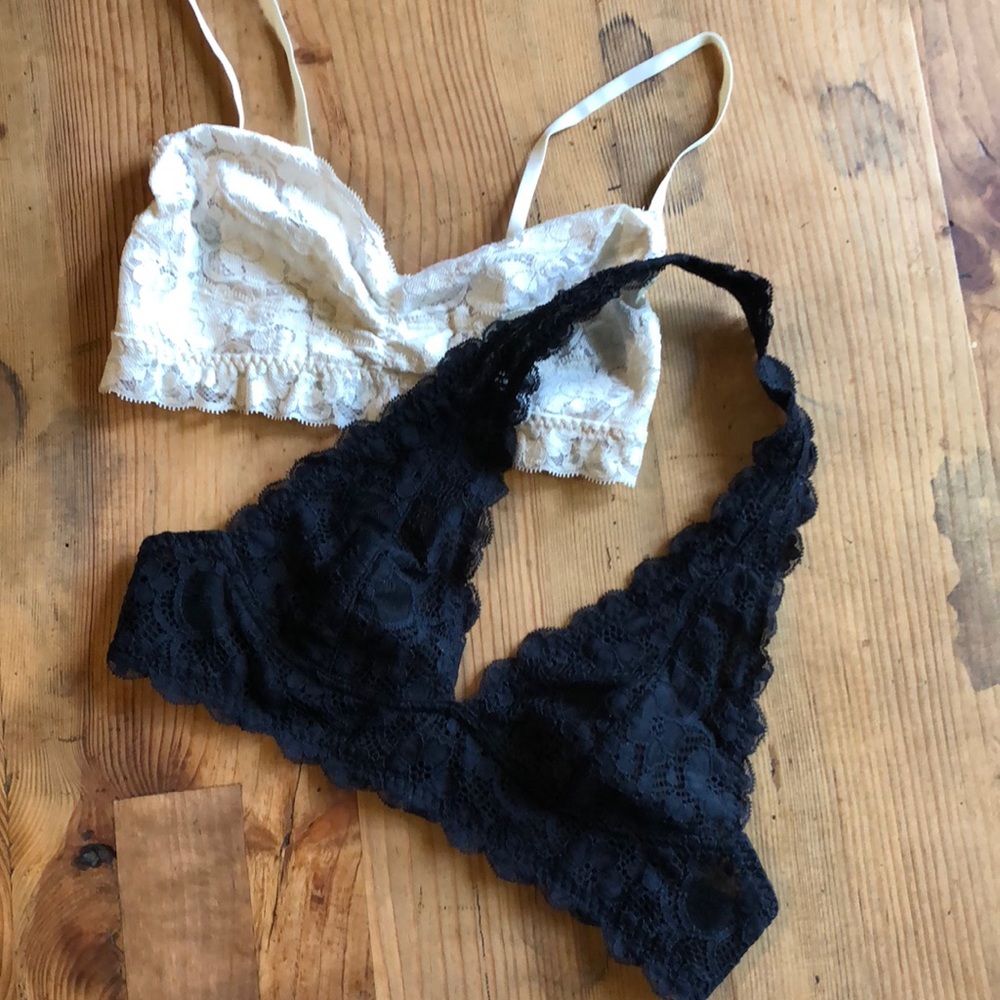 Set: two bralettes in cream and black, size small